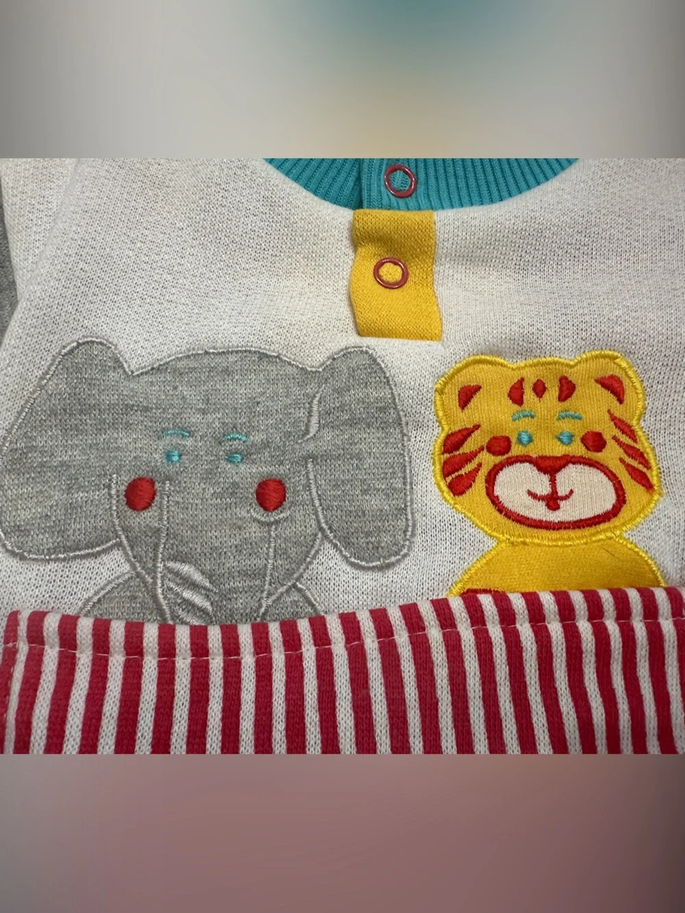 Vintage Embroidered Sweatshirt/Pant Animal 2 Piece Outfit Set NWT 0-6 Months